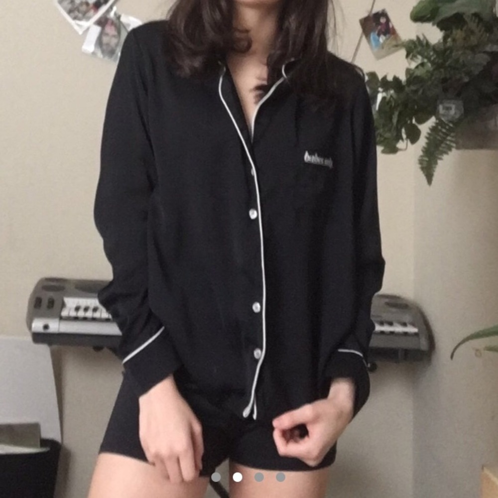 ‘Babes Only’ Forever 21 sleepwear😴